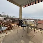 2 Pieces A Avec Terrasse Et Parking Pres De La - Fr-1-494-218 Apartment